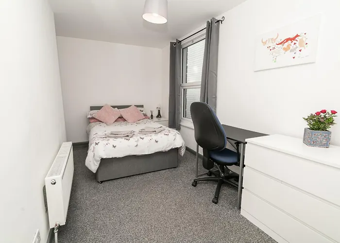 Beautiful 2 Bedroom Apartment In Fleetwood